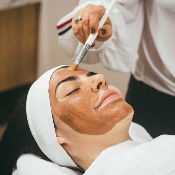 Guinot facial Para Ella Dubai