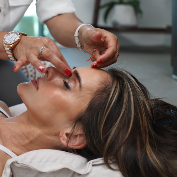 Lash treatment at Para Ella