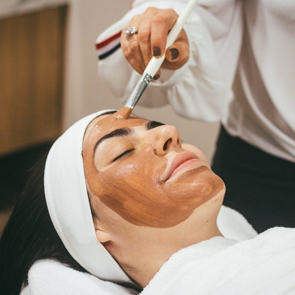 Facial treatment at Para Ella